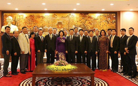 Phó Chủ tịch Phùng Thị Hồng Hà tiếp đoàn đại biểu tỉnh Fukuoka (Nhật Bản)